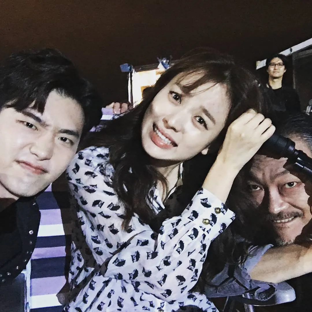 Selfie cute dari tiga karakter utama W © instagram.com/lunatheboy