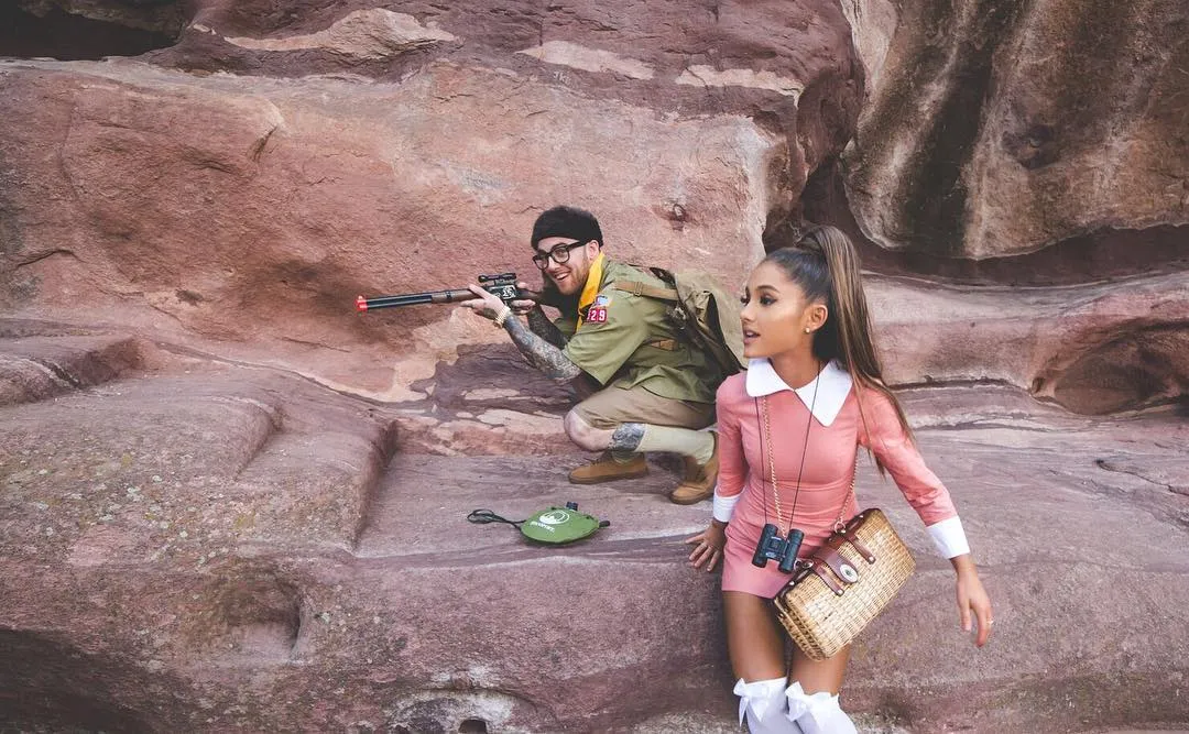 Ariana Grande mengaku kalau ia dan Mac Miller sudah saling mencintai sejak pertemuan pertama mereka, 4 tahun lalu © instagram.com/larryfisherman