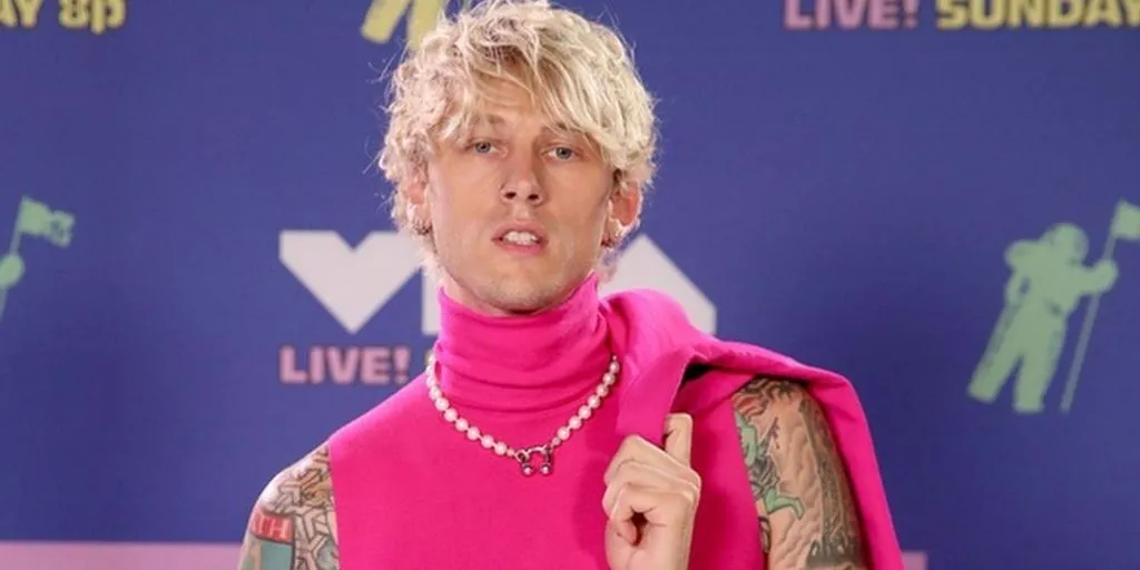 Machine Gun Kelly Ft James Arthur - Go For Broke (Terjemahan)