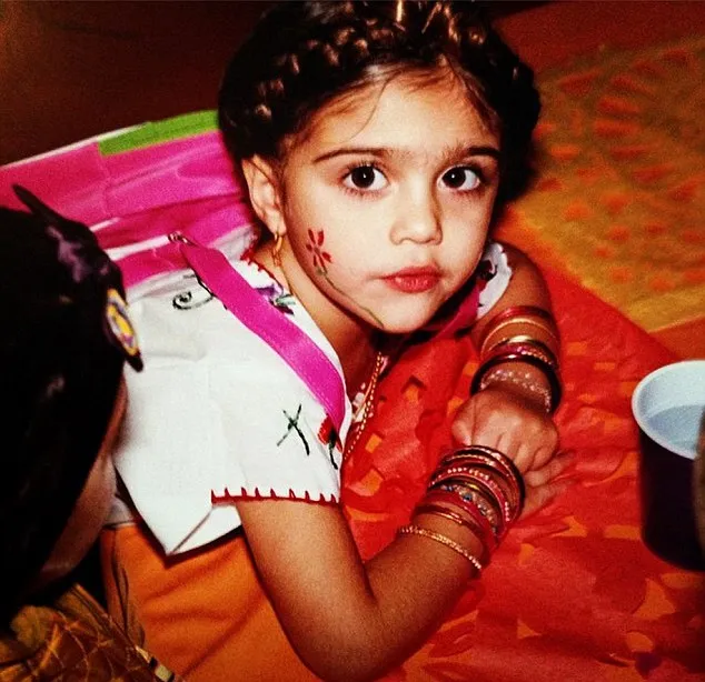 Lourdes kecil @ Instagram/Madonna