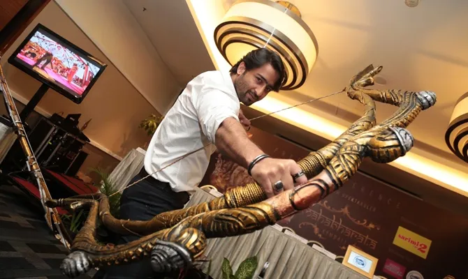 Shaheer Sheikh senang bisa bermain satu panggung dengan teman-temannya kembali. © KapanLagi.com/Muhammad Akrom Sukarya