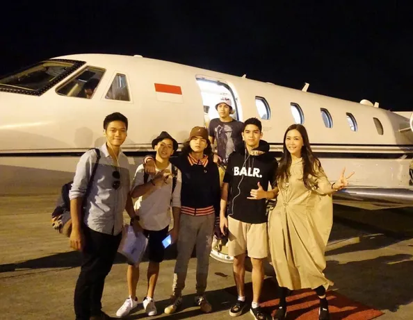 Maia mudik naik jet pribadi ©instagram/maiaestiantyreal