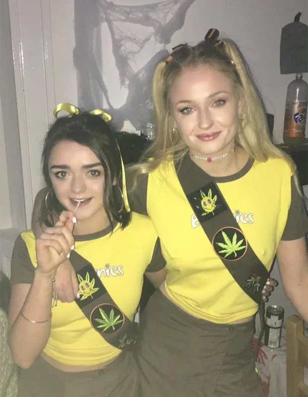 Maisie bicara soal pernikahan Sophie Turner. Credit: Instagram.com/sophiet