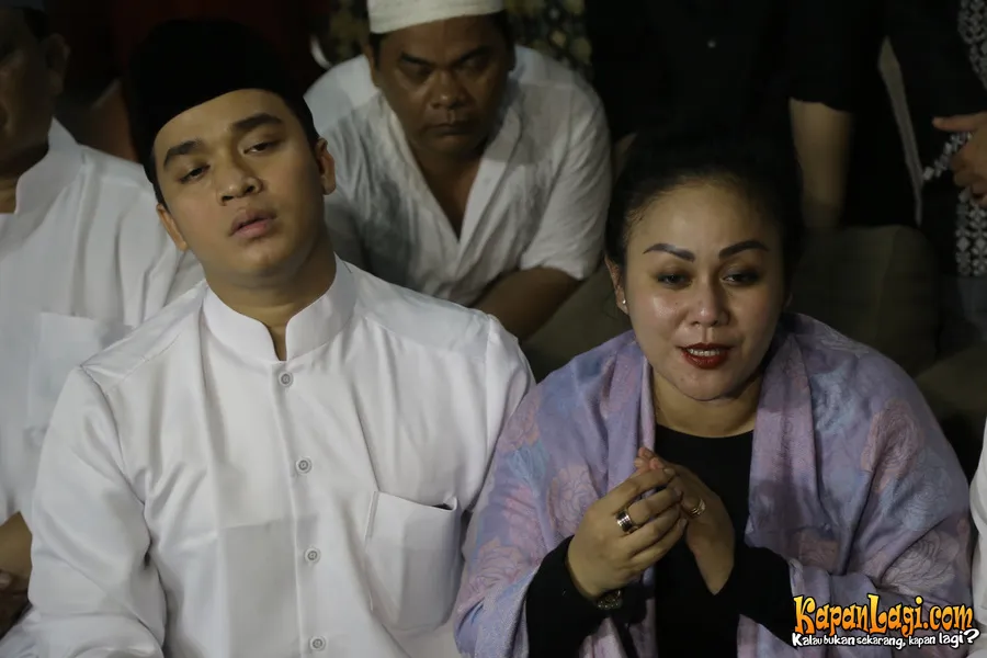 Mak Vera tak ingin para artisnya overworking © KapanLagi.com®/Agus Apriyanto