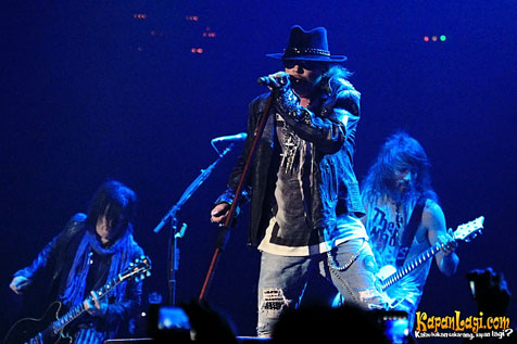 Nonton Guns N Roses, John Paul Ivan Terkesima - KapanLagi.com