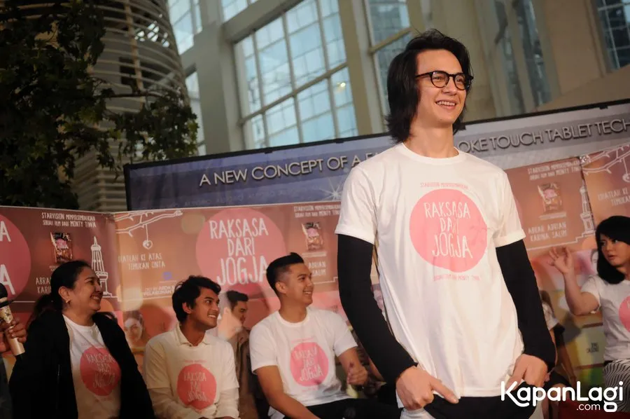 Penampilan baru Marcell Darwin © KapanLagi.com®/Bayu Herdianto