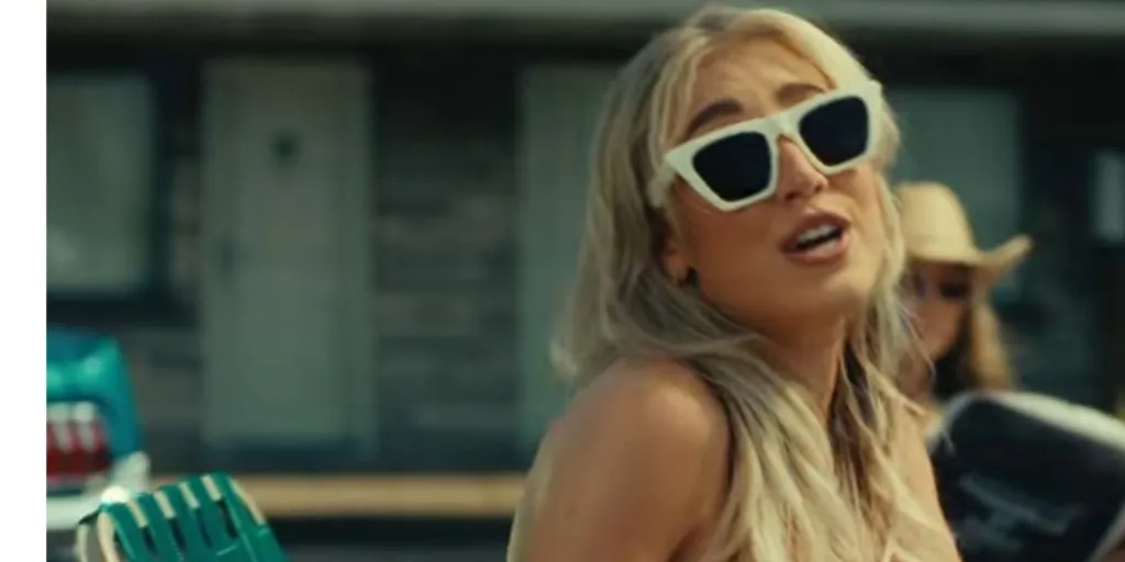Maddie & Tae - Free Like