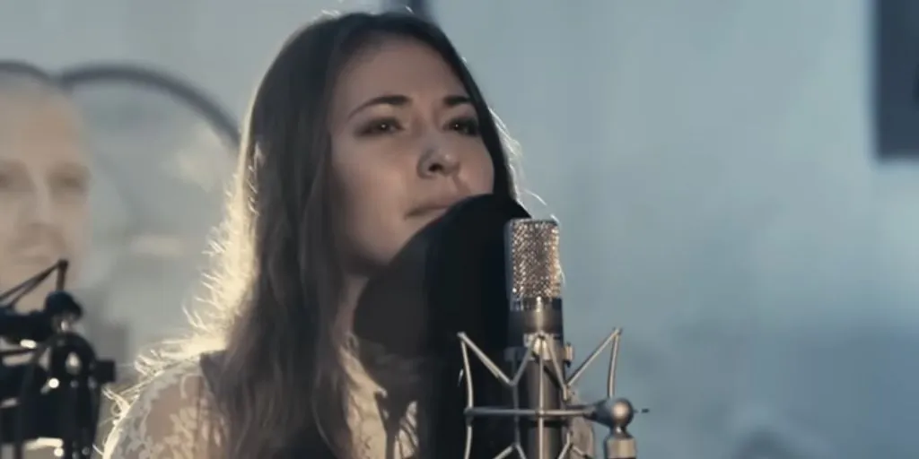 Lauren Daigle - Noel (feat. Chris Tomlin)