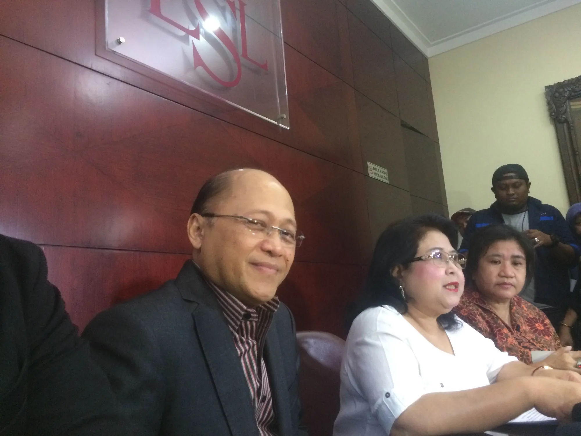 Mario Teguh yang dulu berhasil menjaga citra positif, kini banyak menghadapi hinaan dari netizen. ©KapanLagi.com/Mathias Purwanto