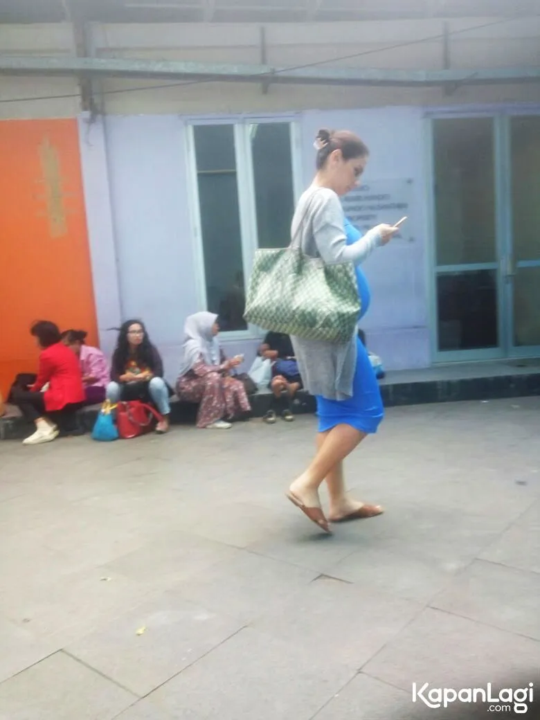 Marissa Nasution tampil cantik dengan outfit casual. Credit: KapanLagi.com/Abbas Adi Nugroho