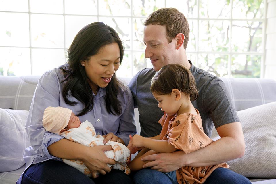 Anak kedua Mark Zuckerberg lahir Senin (28/08) dan sang CEO Facebook menuliskan surat panjang yang manis nan indah © Facebook.com/Zuck