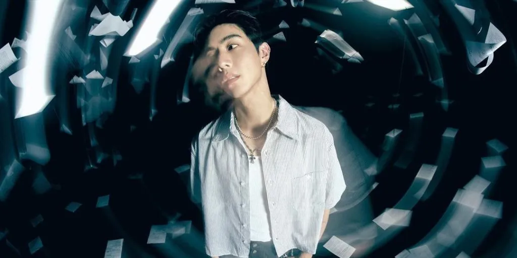 Mark Tuan - Everyone Else Fades