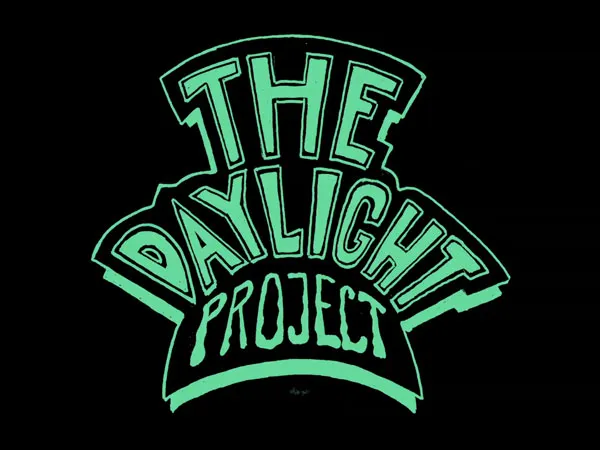 Maroon 5 punya proyek sendiri, namanya The Daylight Project @dolator.com