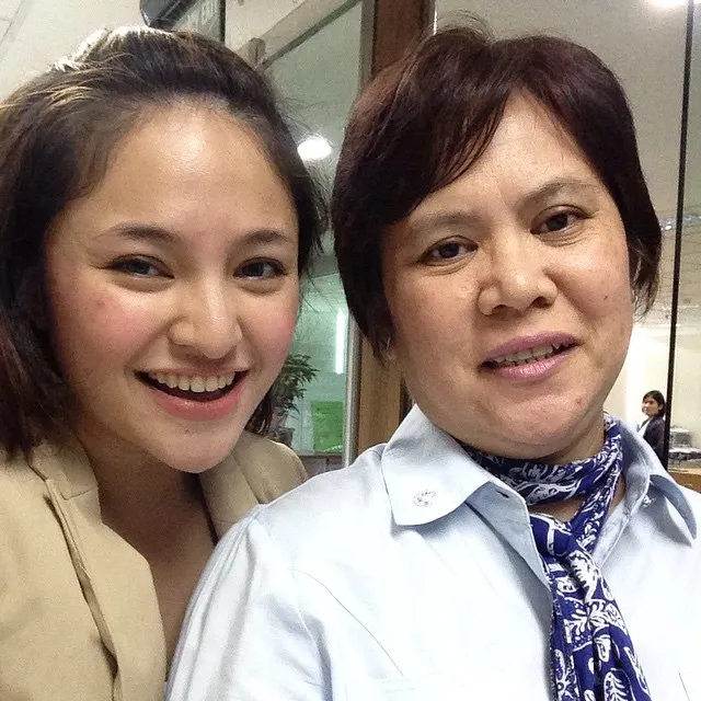 Marshanda bersama dosen pembimbingnya / © Instagram