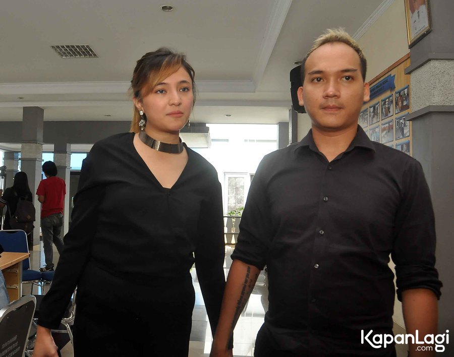 Egi John cerita seputar ayah Marshanda © KapanLagi.com®/Bayu Herdianto