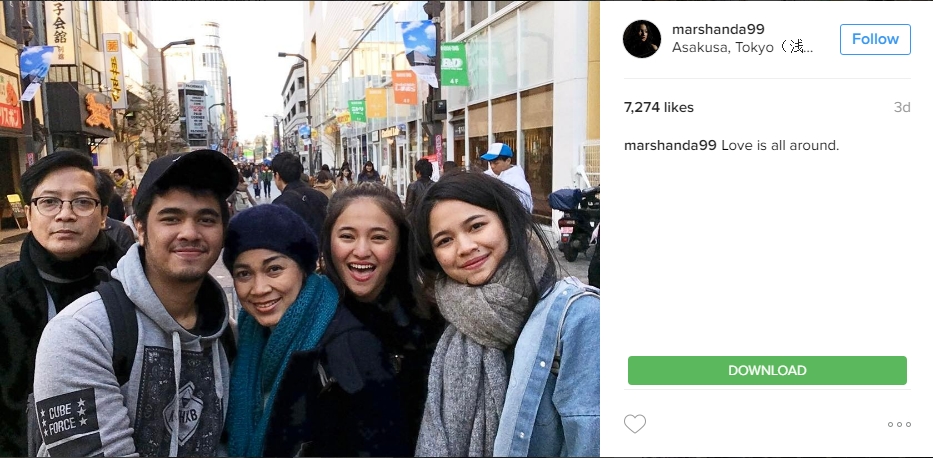 Marshanda berkumpul dengan keluarganya di Jepang. 姆nstagram.com/marshanda