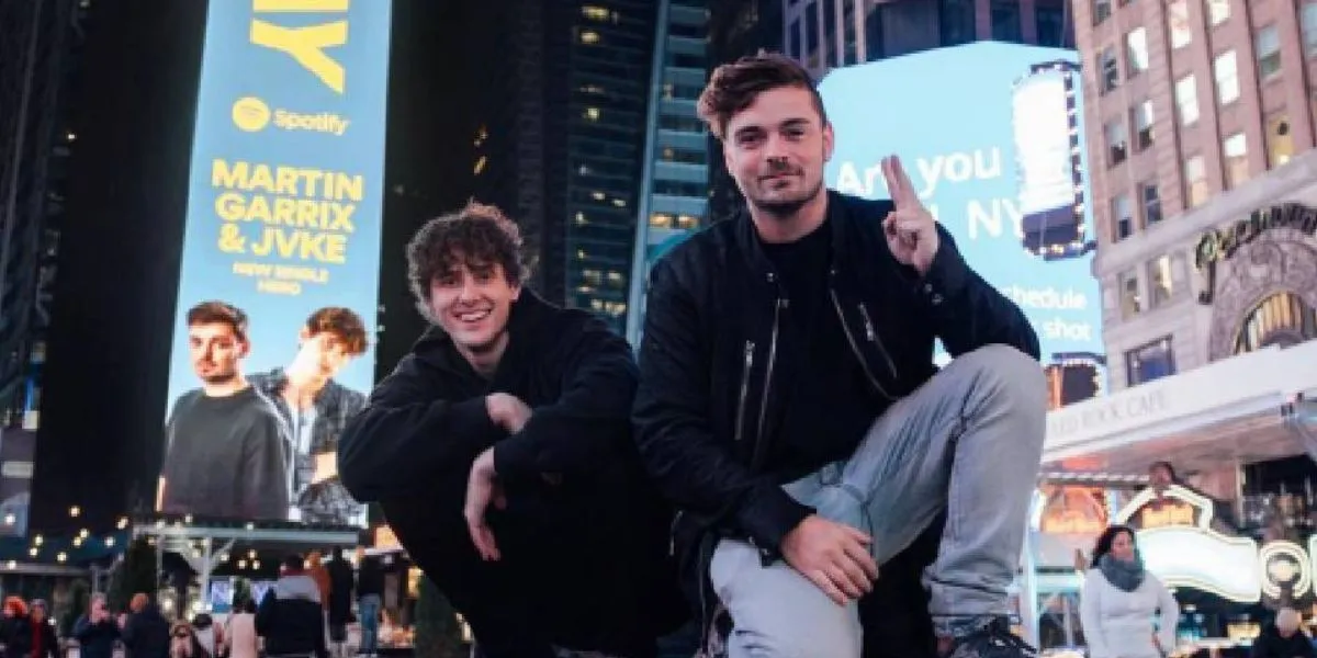 Martin Garrix, JVKE - HERO
