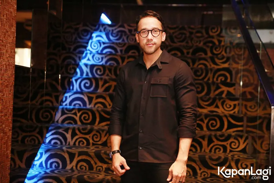 Maruli ikut bermain dalam BUKAAN 8 © KapanLagi.com®/Muhammad Akrom Sukarya