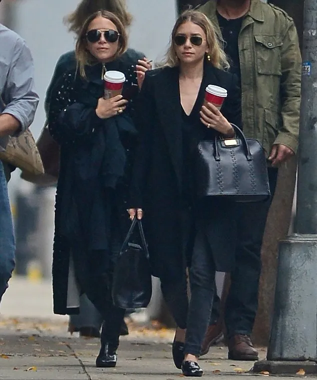 Mary-Kate sekarang @ dailymail.co.uk