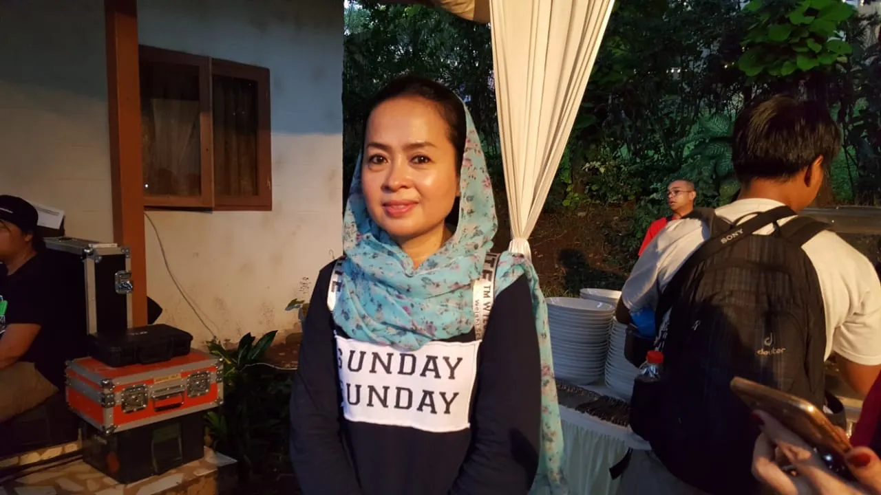 Pemeran Munaroh menanggapi SI DOEL THE MOVIE © Istimewa 