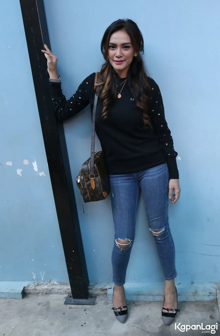 Masayu Anastasia dan Lembu kompak bagi waktu demi anak © KapanLagi.com®/Agus Apriyanto