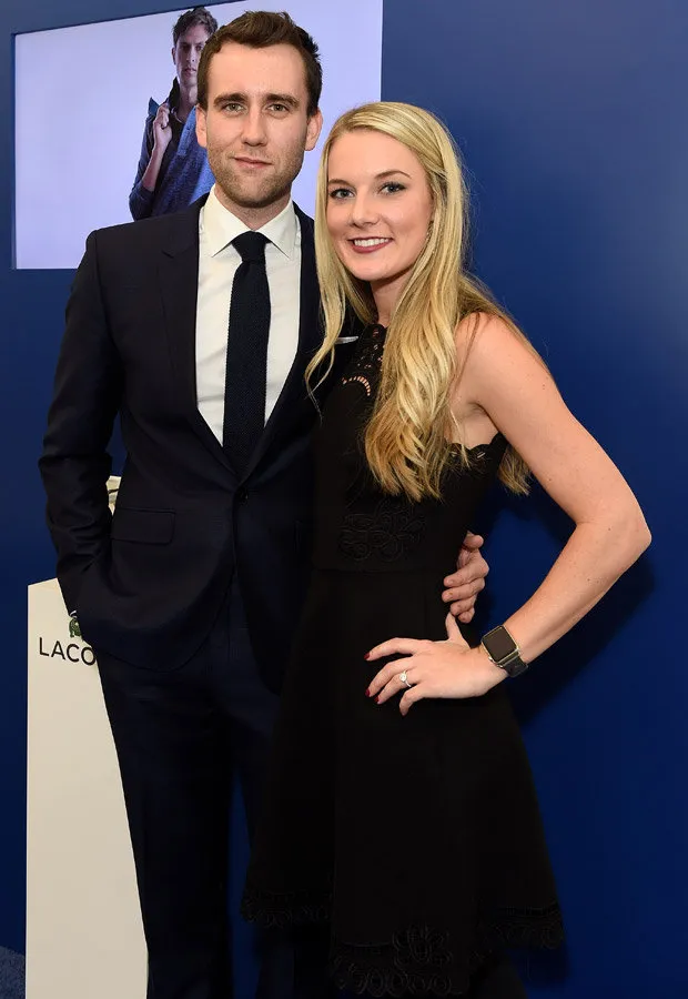 Matthew Lewis bersama tunangannya, Angela Jones © dailystar.co.uk