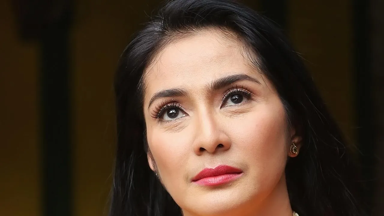 Maudy Koesnaedi ditampar Roy Marten dalam Mini Series DO(S)A. (Credit: via liputan6.com)