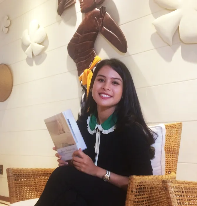 Selain jago dan hobi akting, Maudy mulai unjuk kemampuan di bidang tulis menulis. © KapanLagi.com/Nuzulur Rakhmah