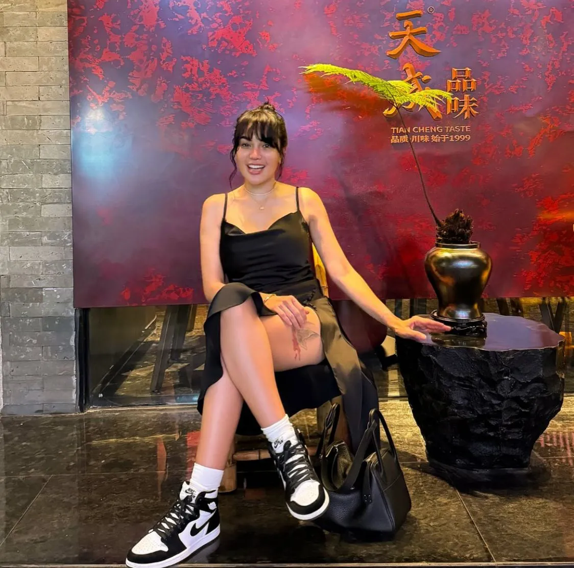 credit: https://www.instagram.com/nikitamirzanimawardi_172/