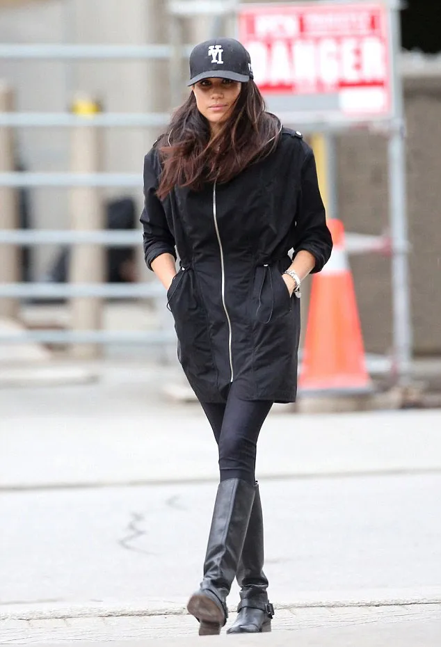 Meghan Markle pulang ke Kanada © Splashnews.com via dialymail