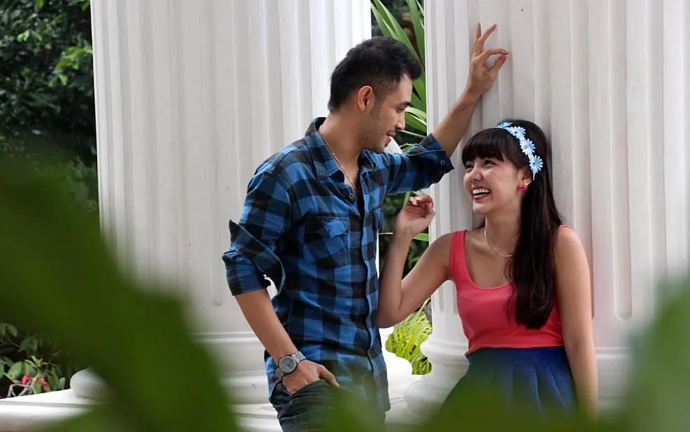 Meidiam Maladi dan Bella Shofie