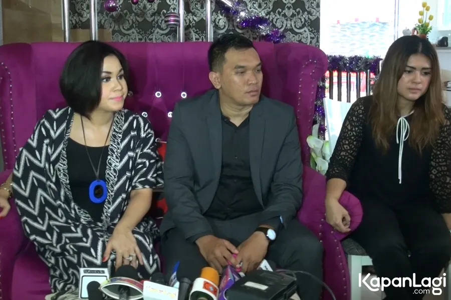 Konsultasi kepada kuasa hukum, Melanie ingin penipuan ini segera dihentikan/©KapanLagi.com®/VJ Randy