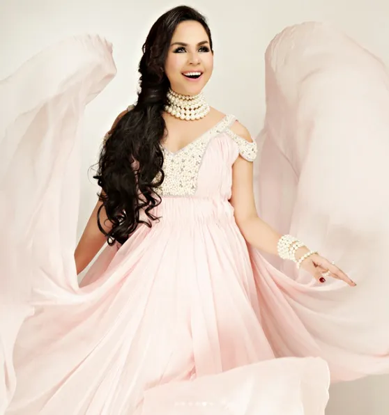 Melanie Ricardo memamerkan penampilannya yang kece di sosial media. /©instagram.com/melaney_ricardo