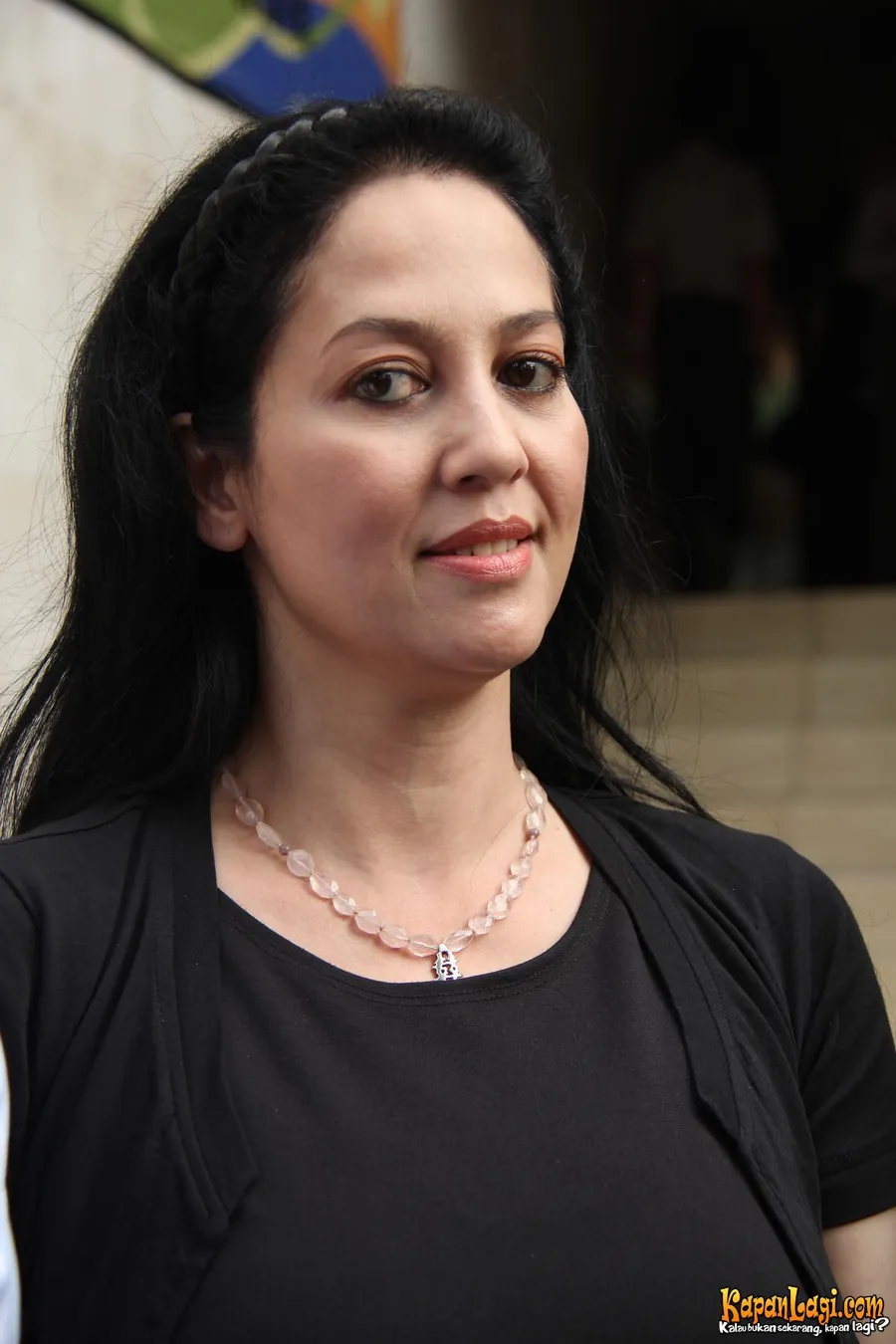 Meriam Bellina batasi waktu syuting.