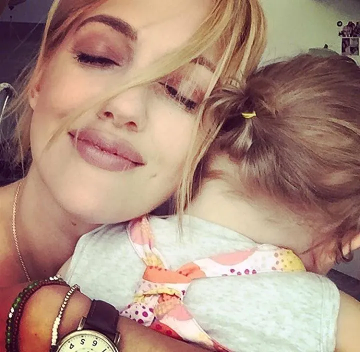 Ini dia potret kebersamaan ibu dan anak yang so sweet @facebook.com/Meryem.Uzerli