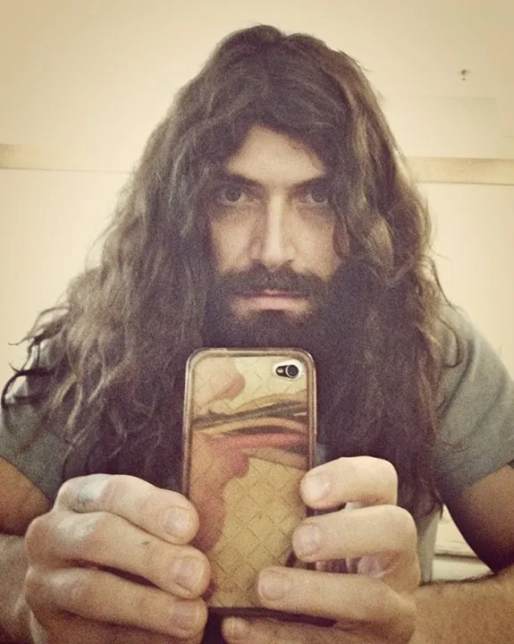 Michael Devin © Michael Devin Official Facebook