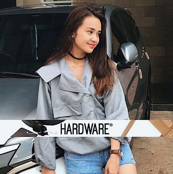 Tak hanya berkarir sebagai aktris, Michelle juga lebarkan sayap di dunia bisnis busana. /©instagram.com/michelleziu