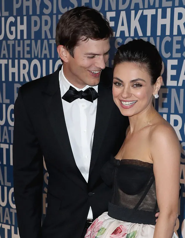 Pesona Mila sukses lumpuhkan hati Ashton © dailymail.co.uk