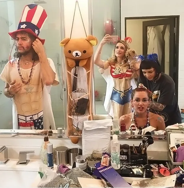 © Miley Cyrus/instagram