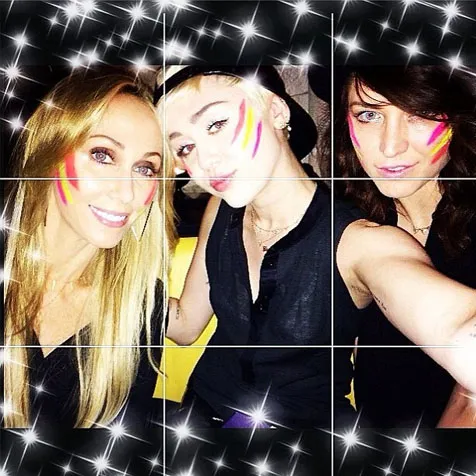 Strike a pose! @ instagram.com/mileycyrus