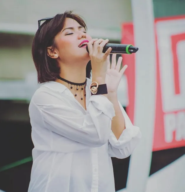 Mytha Lestari ungkap sosok pria yang menjadi muse dalam bernyanyi. /©instagram.com/mytha_lestari