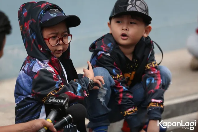 Daus Mini ajarkan anak agama, pendidikan, dan pergaulan sejak dini © KapanLagi.com/Budy Santoso