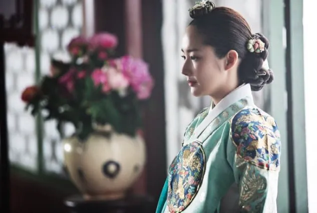Park Min Young cantik dalam teaser SEVEN DAY QUEEN. ©soompi.com