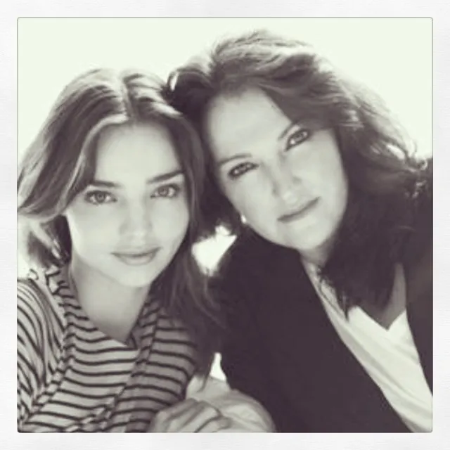 Miranda vs Therese Kerr, cantik mana? @ instagram.com/mirandakerr