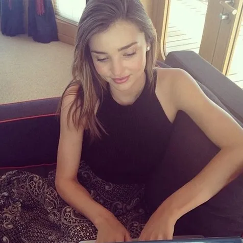 Foto yang diunggah Miranda @ instagram.com/mirandakerr