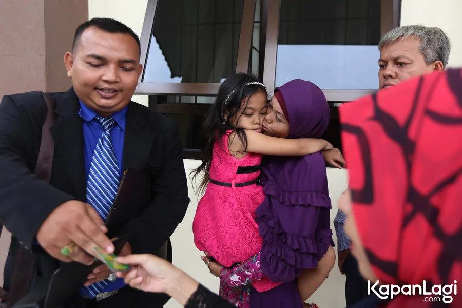 Ibu Misca Fortuna siap laporkan suami ke polisi © KapanLagi.com®/Budy Santoso
