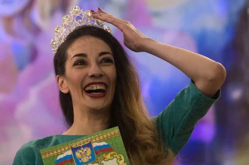 Irina Ayupova, pengedar narkoba yang dinobatkan sebagai pemenang kontes kecantikan © mirror.co.uk