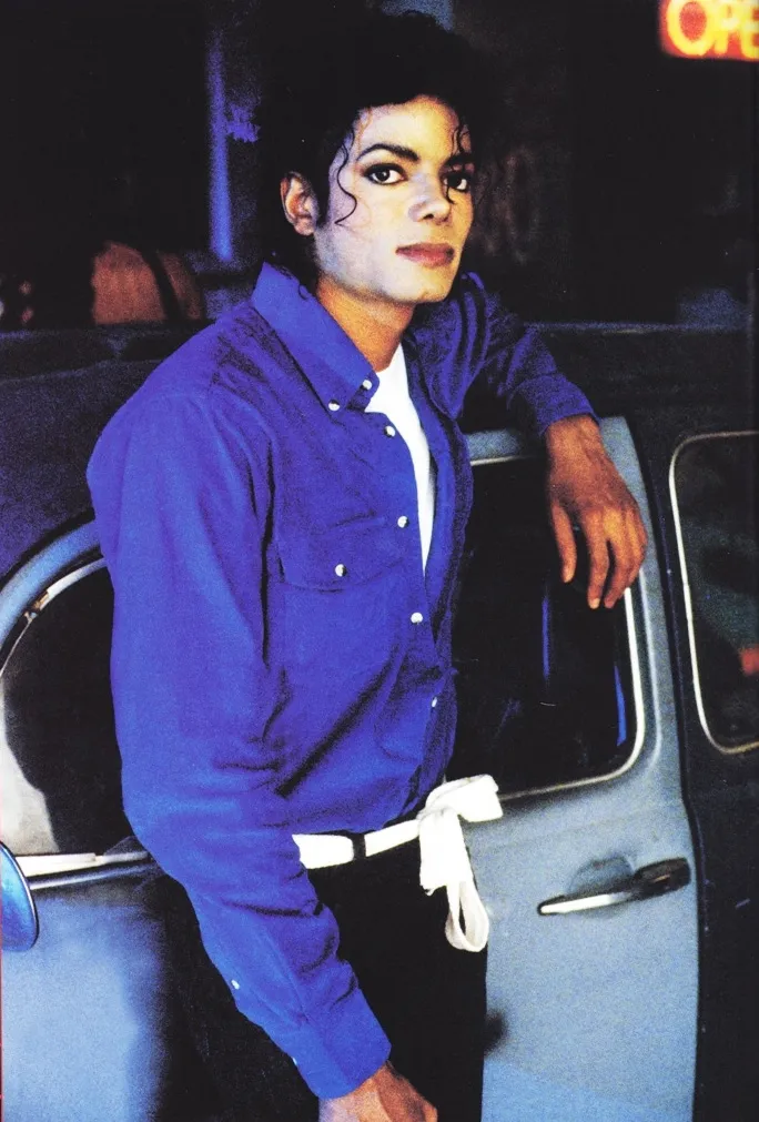 Michael Jackson @ fanpop.com