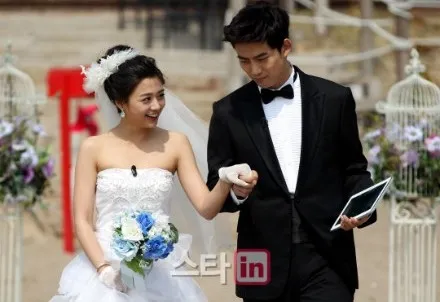 Wu Ying Jie - Taecyeon Foto: Star In