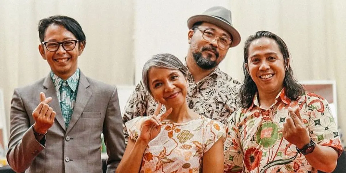 Mocca - Hyper-Ballad